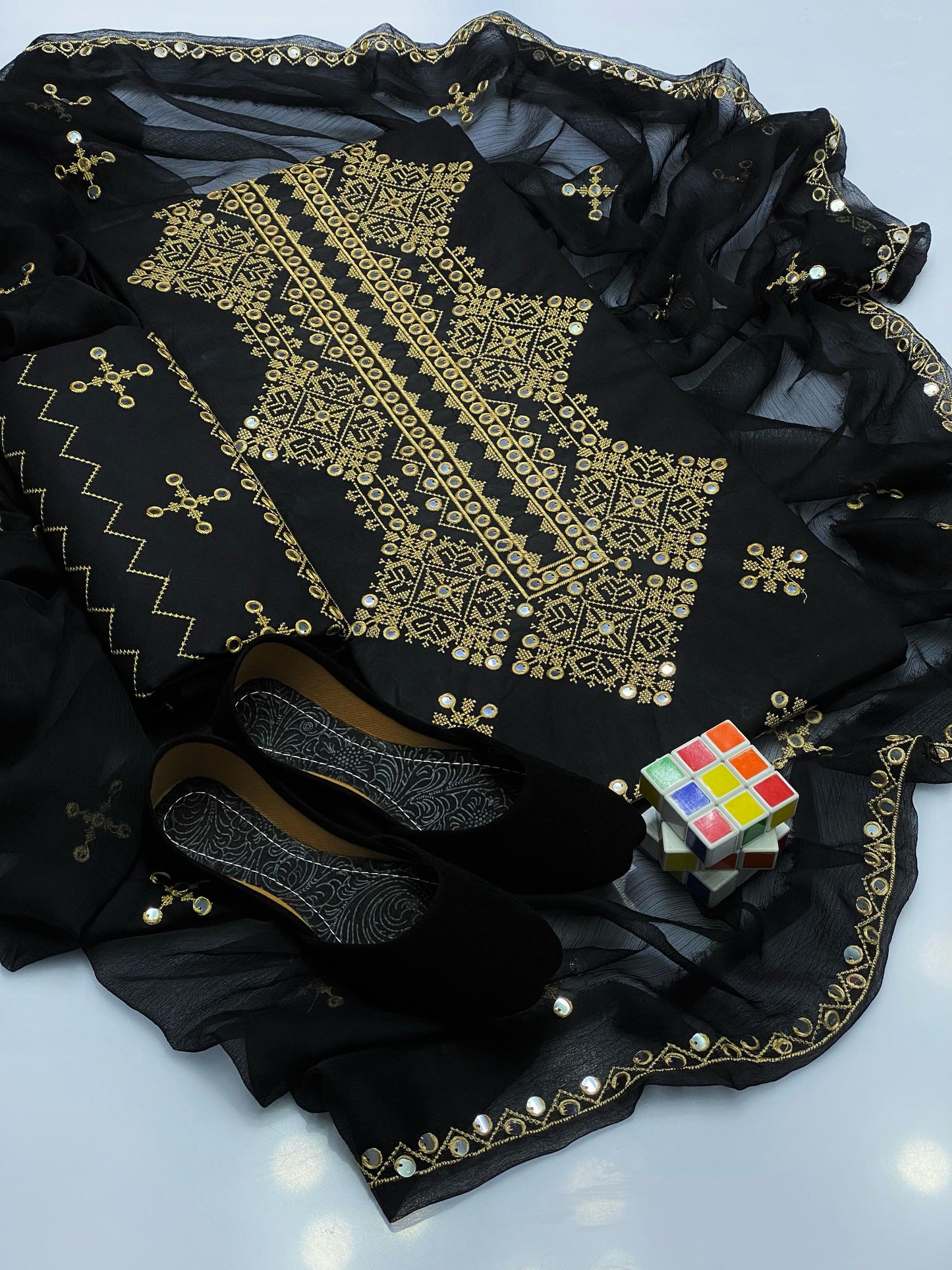 4pc Patang Design 9mm Mirror Embroided Dress (Khussa Gift)