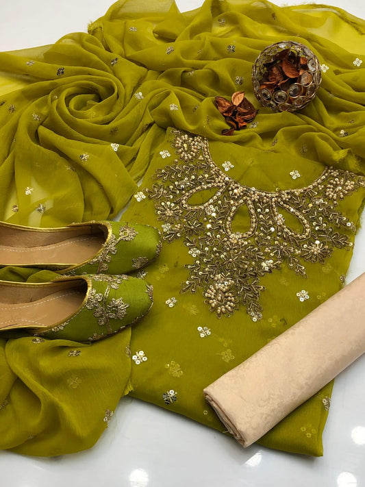 4pc Chiffon Embroidered Suit (Khussa Gift) Dhani