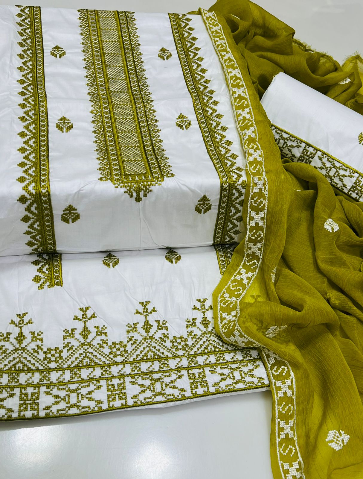 3pc Embroidered Dress (White/Dhani)