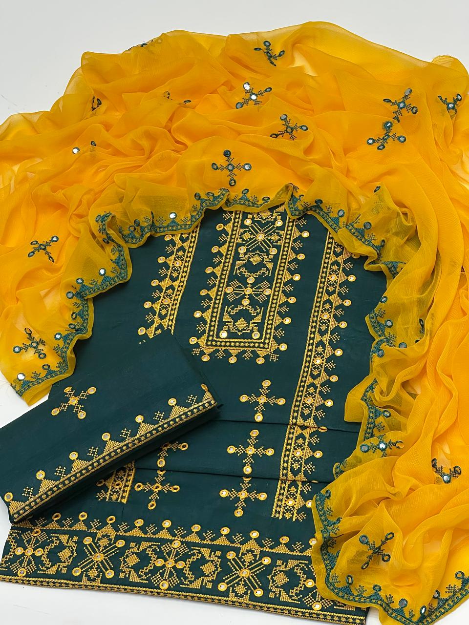 3pc Lawn/Cotton 9mm Mirror Embroided Dress